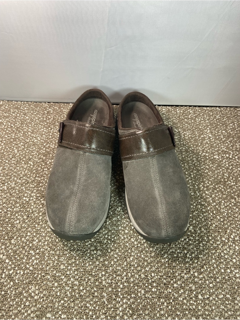 Easy Spirit Women’s Gray Suede Slip-On with Brown Leather Strap,Comfort Size 10.